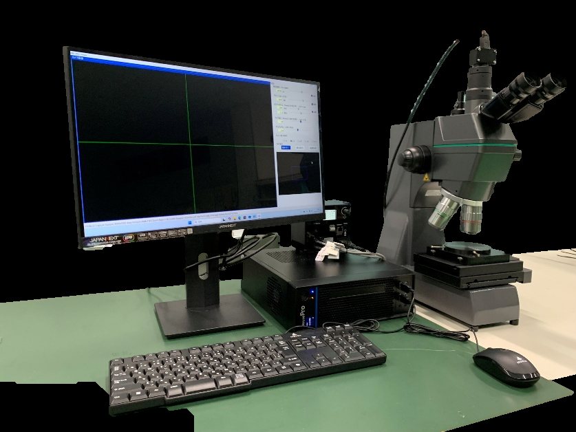 ORES-6000のシステム全景。モニタに観察画像を表示しながら操作する